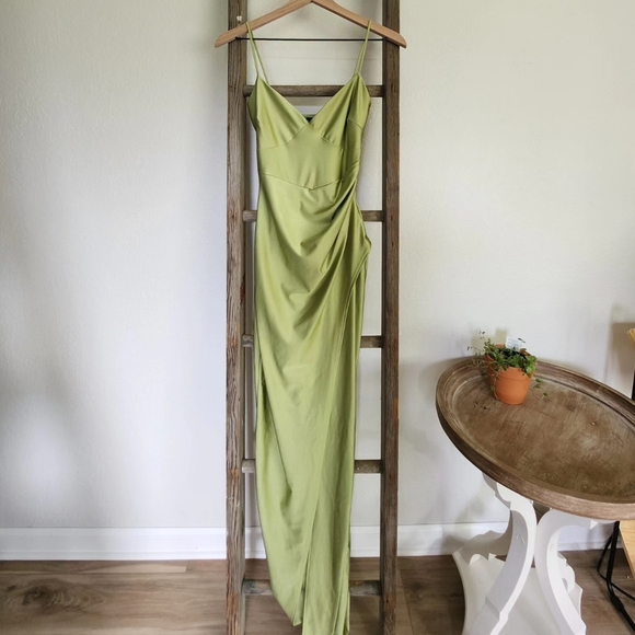 WORN ONCE- formal dress - Picture 2 of 7